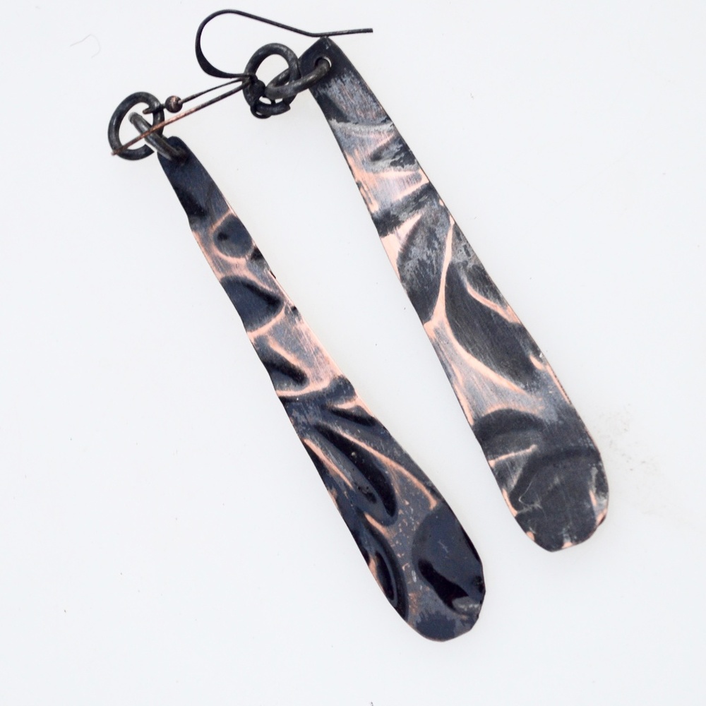 Rustic Long Solid Copper Earrings Embossed Floral Artisan Dangle Drop Boho Gift - Picture 4 of 4